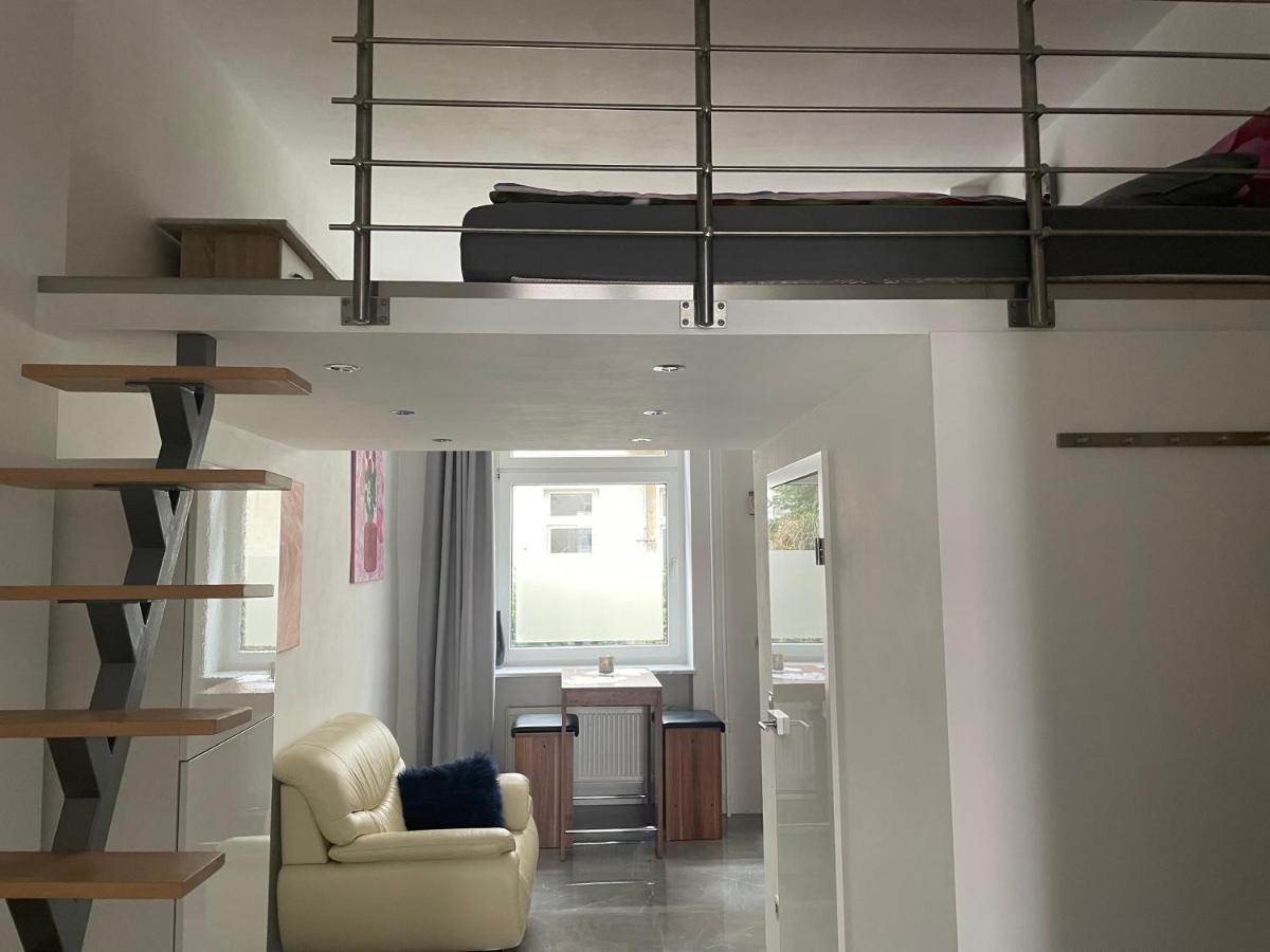 Luxury 60M2 Appartement In Wilhelmstadt Berlino Esterno foto