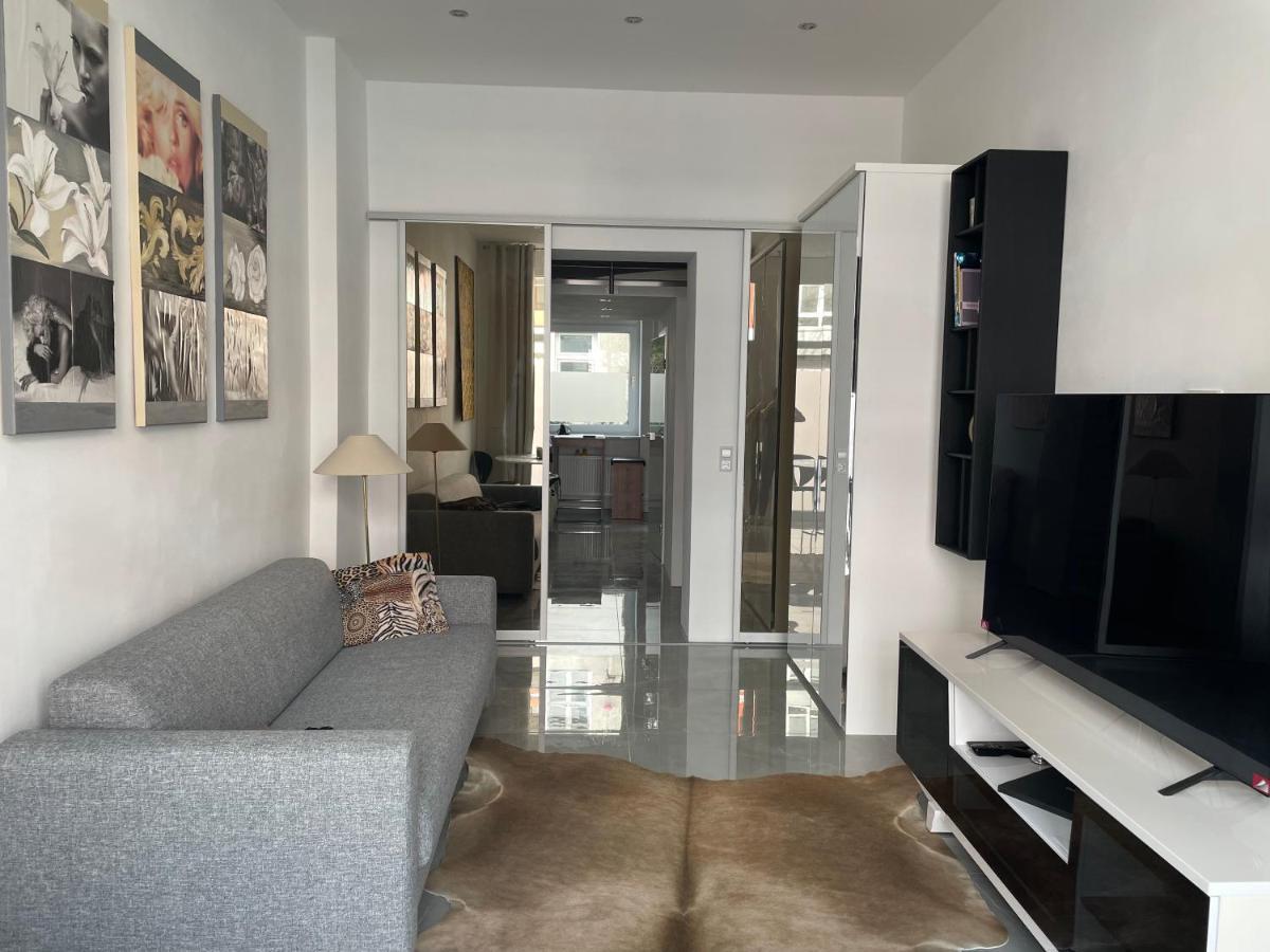 Luxury 60M2 Appartement In Wilhelmstadt Berlino Esterno foto