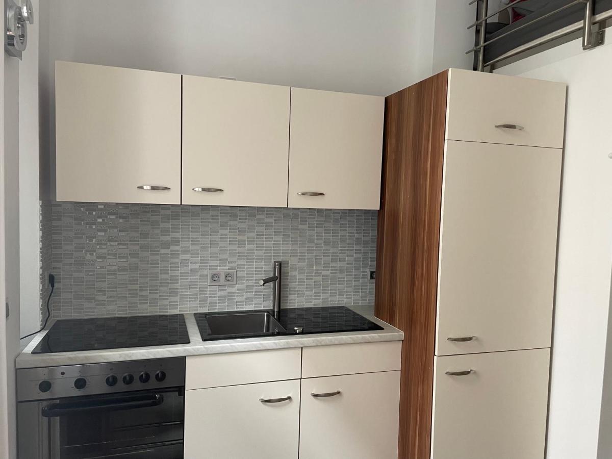 Luxury 60M2 Appartement In Wilhelmstadt Berlino Esterno foto
